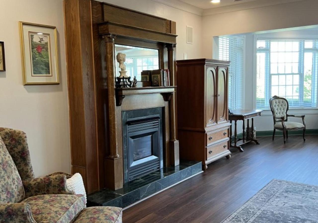 Whitestone Country Inn Kingston Bagian luar foto